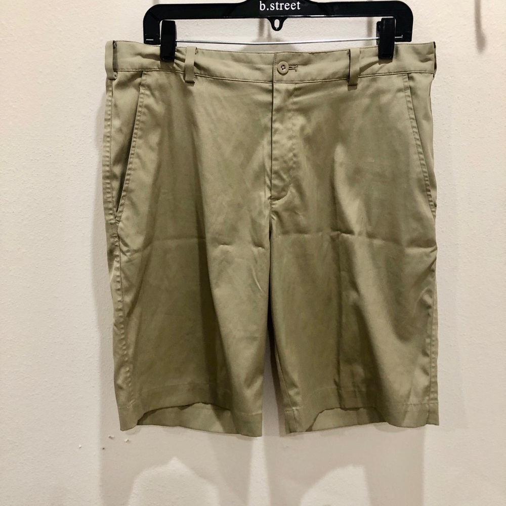 Men's Nike Golf Tan Shorts